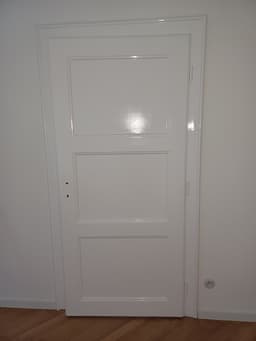 Ukázka nátěru dveří Brno foto 6. Malířské a natěračské práce Brno a okolí - Profimalby - Petr Lejska